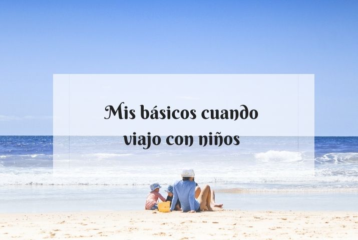 niños en la playa